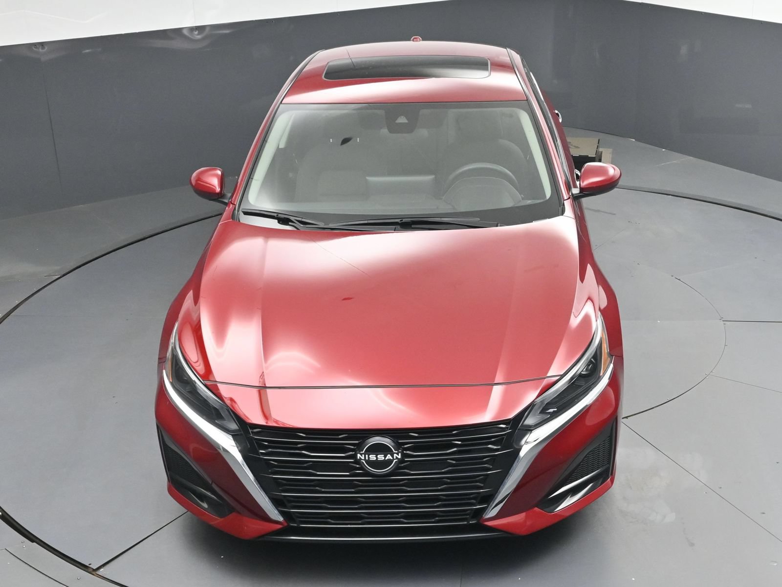 Used 2024 Nissan Altima 2.5 SV w/ SV Premium Package FWD image 31
