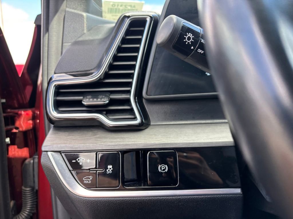 Used 2024 Kia Sportage X-Line w/ X-Line Premium Package image 22