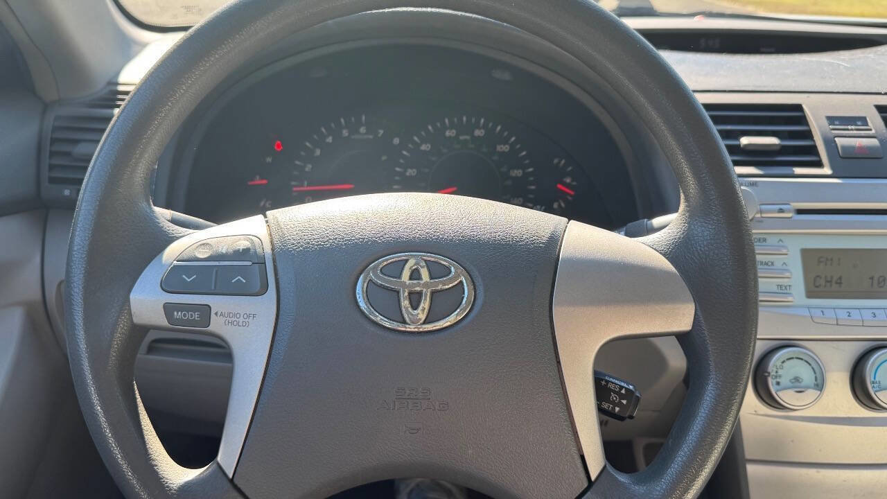 Used 2009 Toyota Camry image 14