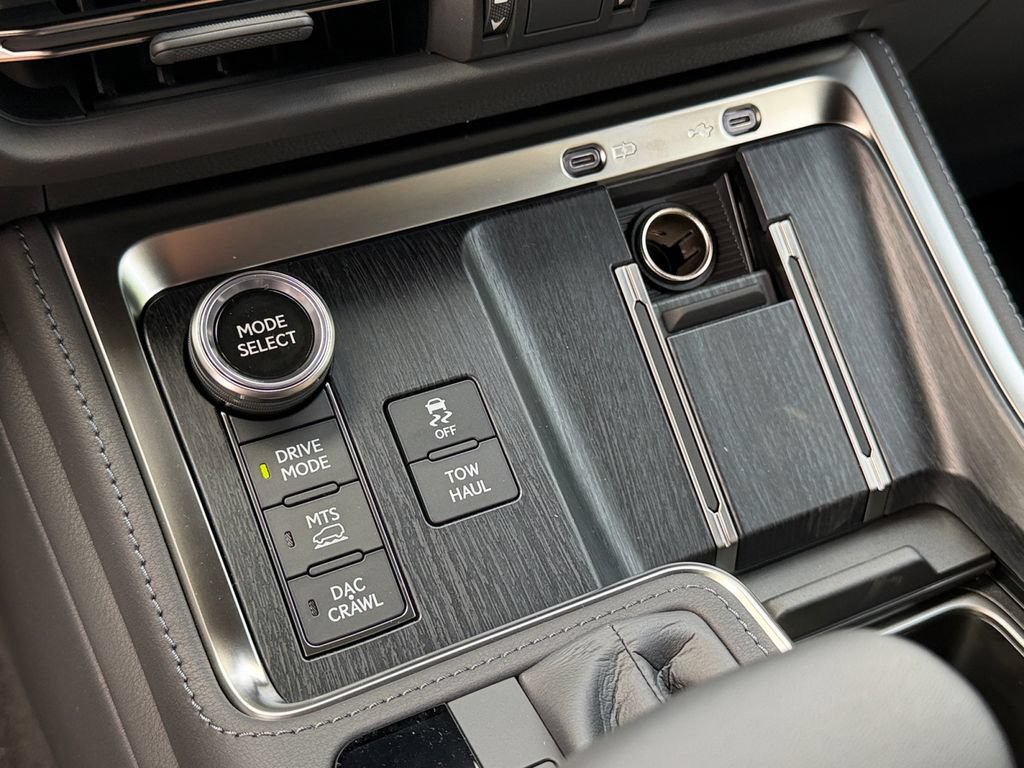 New 2026 Lexus GX 550 AWD/4WD image 27