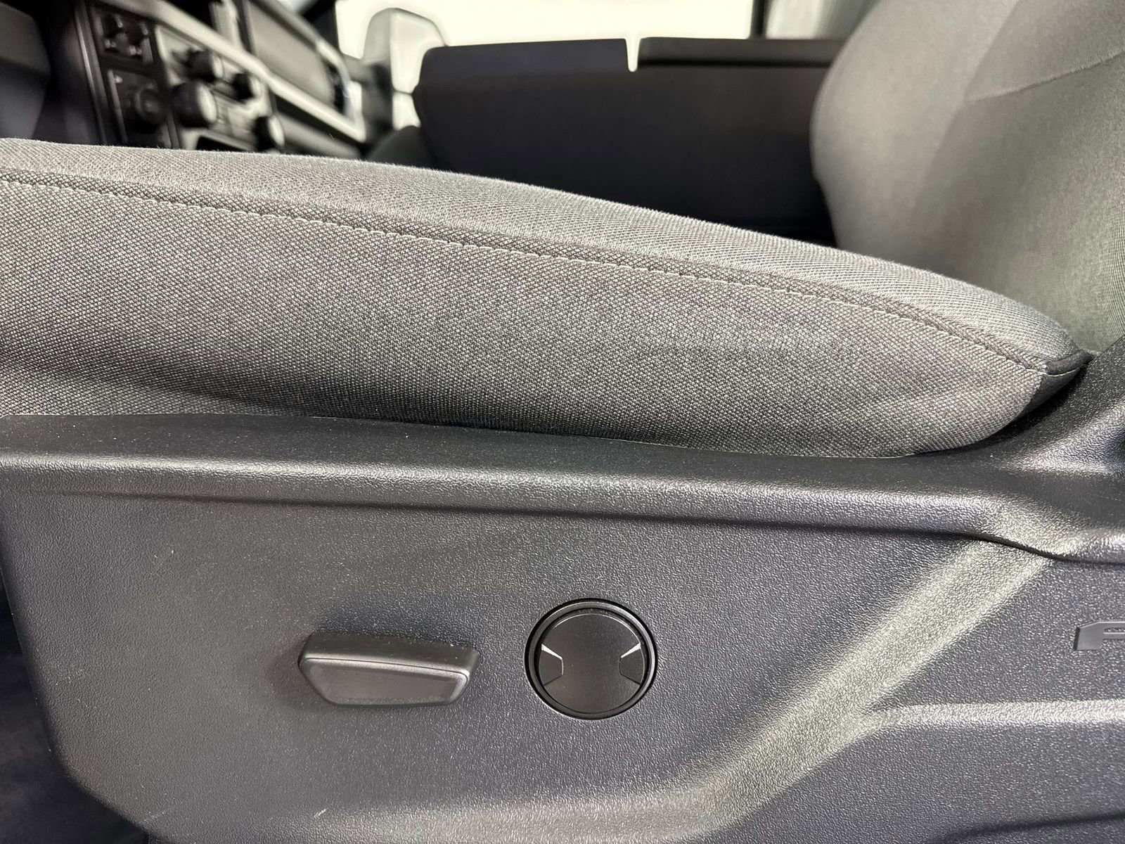 Used 2025 Ford F250 XLT image 20