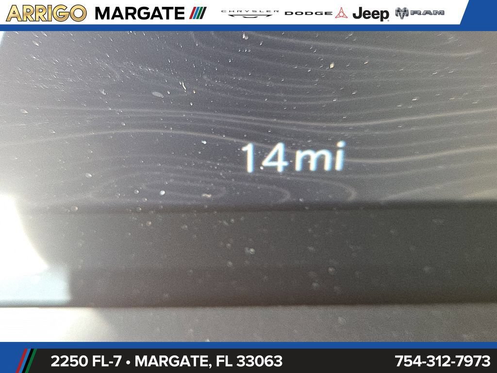 New 2025 Jeep Grand Cherokee L Summit AWD/4WD image 31