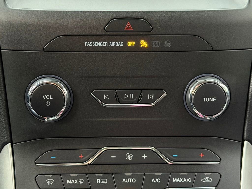 Used 2020 Ford Edge SEL w/ Convenience Package AWD/4WD image 14