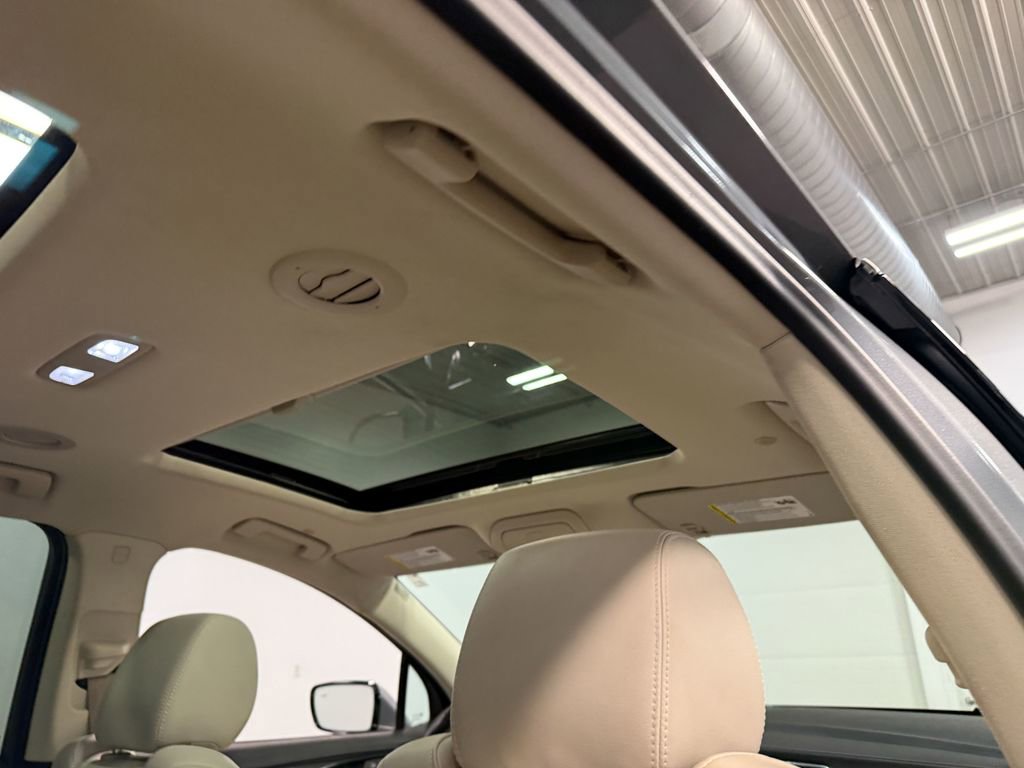 Used 2023 Buick Enclave Essence w/ Experience Buick Package image 71