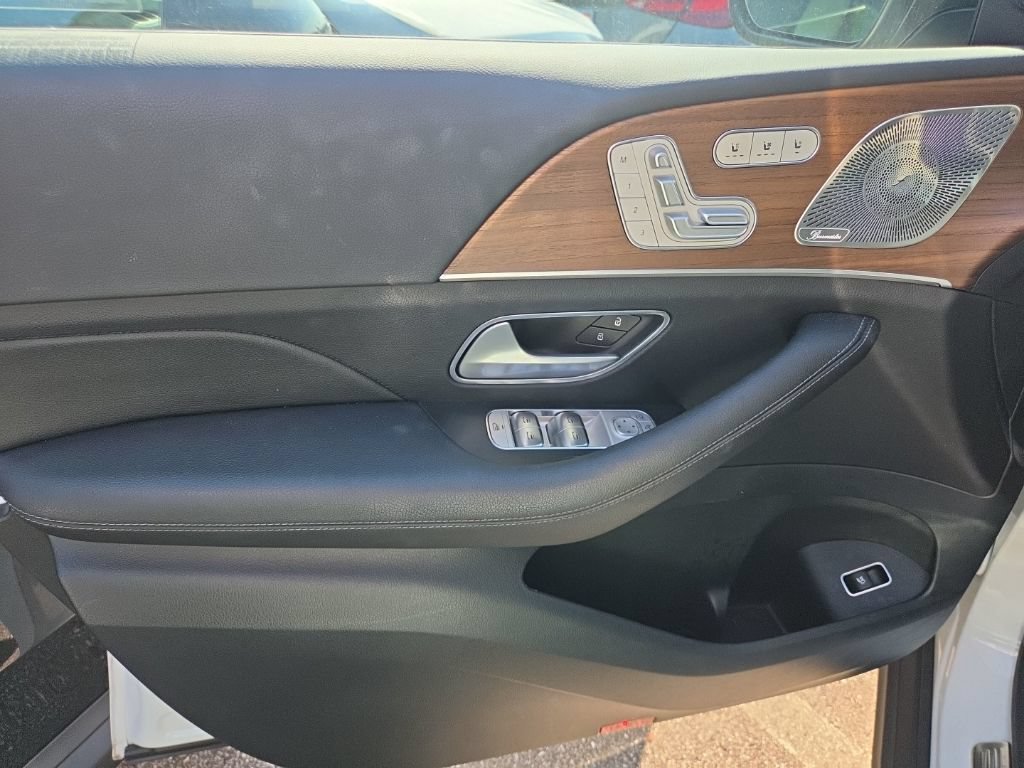 Used 2025 Mercedes-Benz GLE 350 4MATIC image 15
