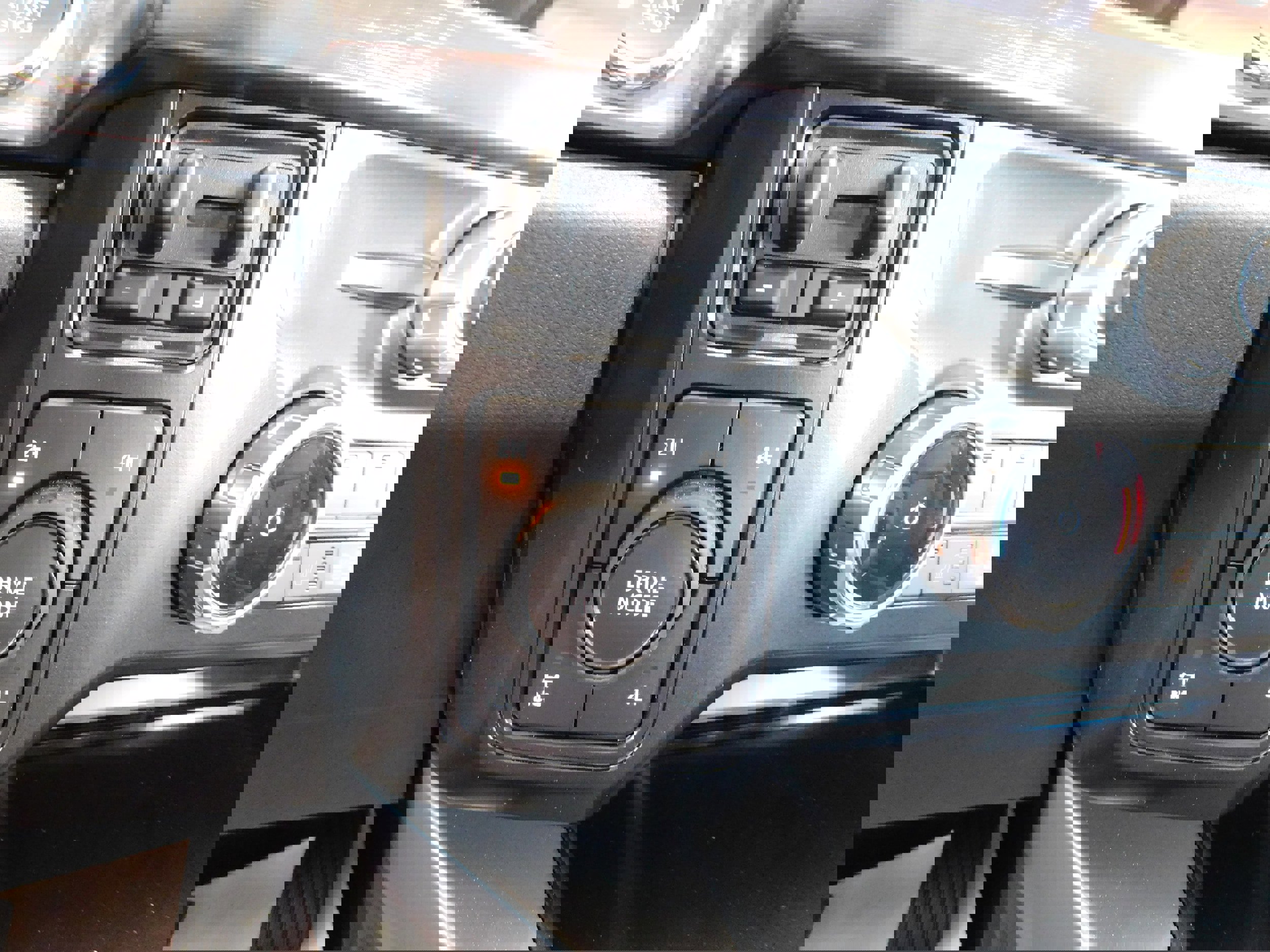 New 2026 Ford F250 Lariat w/ Chrome Package image 26