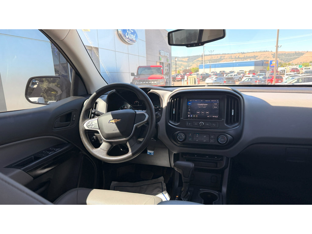 Used 2021 Chevrolet Colorado W/T w/ WT Convenience Package AWD/4WD image 12