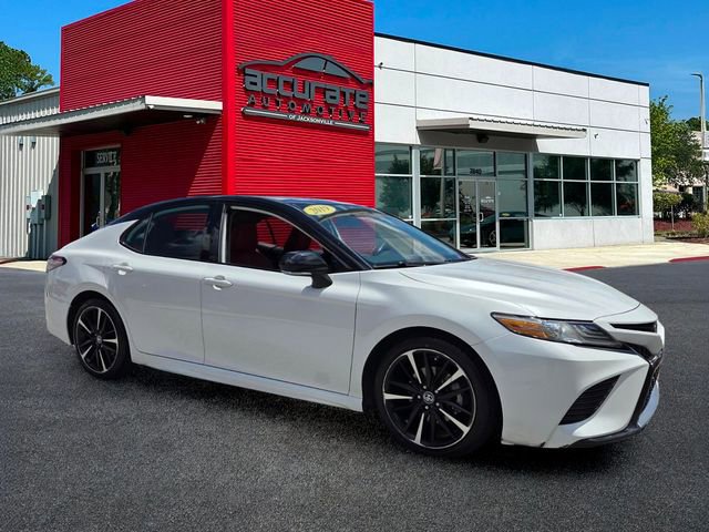 Used 2019 Toyota Camry XSE FWD image 7