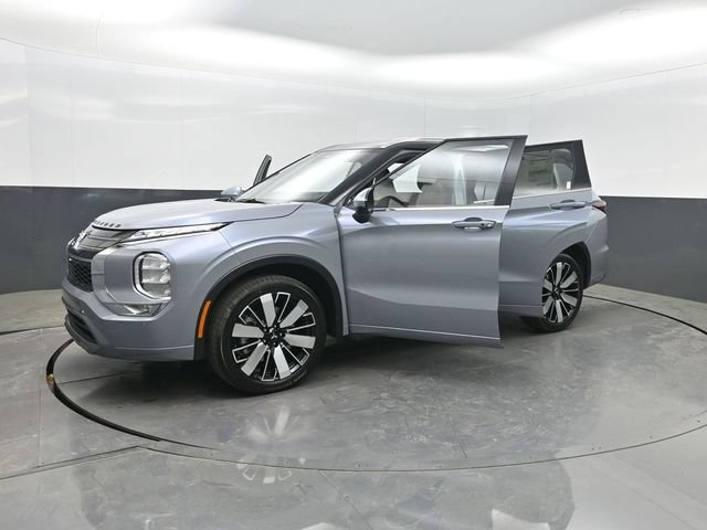 New 2026 Mitsubishi Outlander SEL FWD image 38