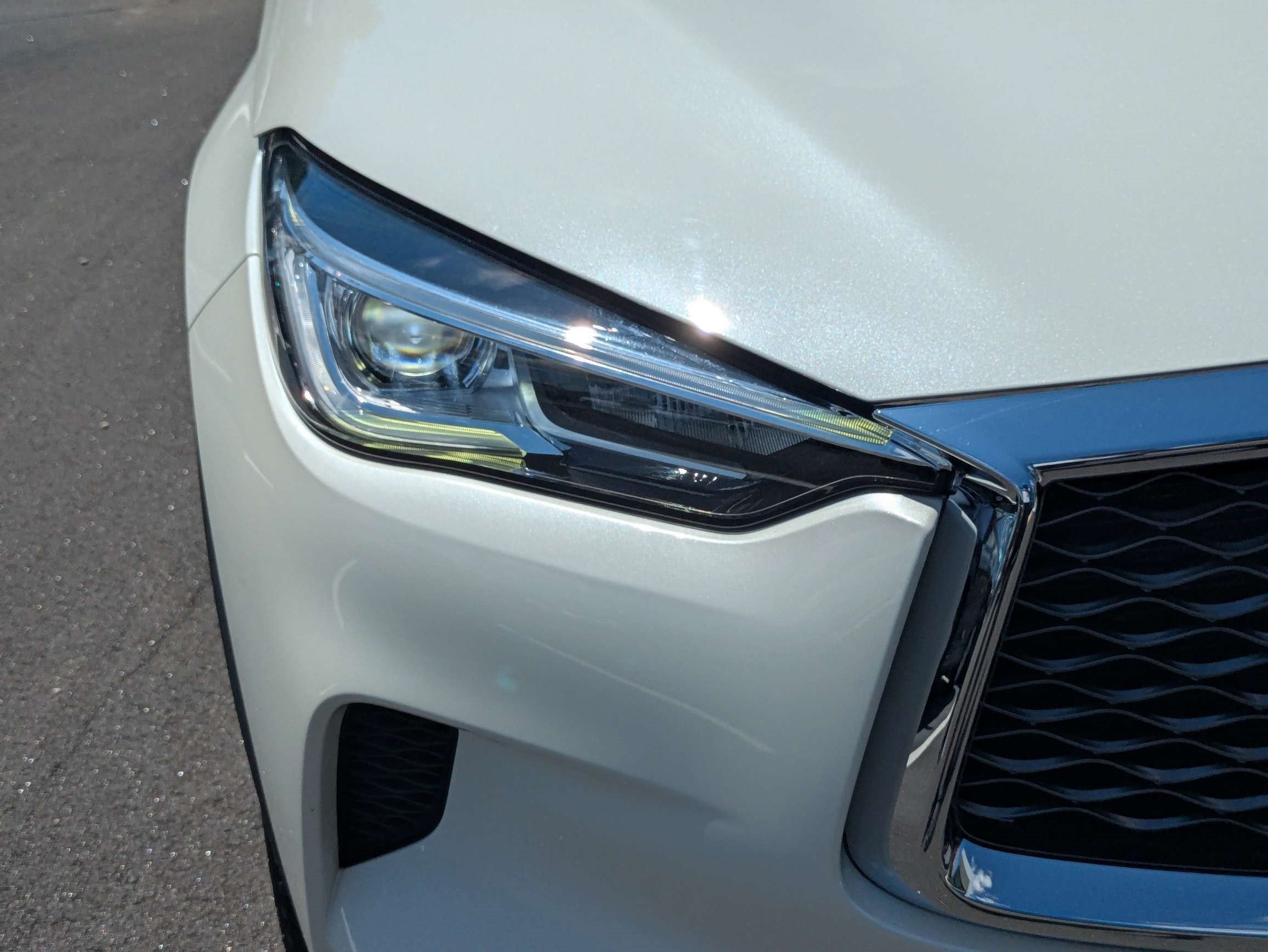Used 2021 INFINITI QX50 Luxe w/ Appearance Package FWD image 14