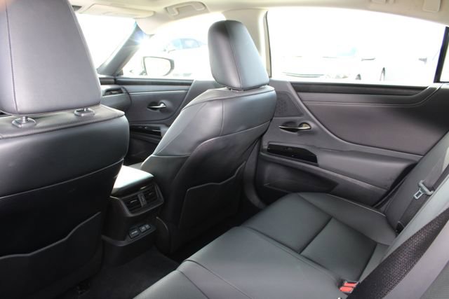 Certified 2024 Lexus ES 350 w/ Premium Package image 9