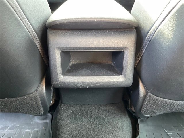 Used 2020 Toyota Camry SE image 20