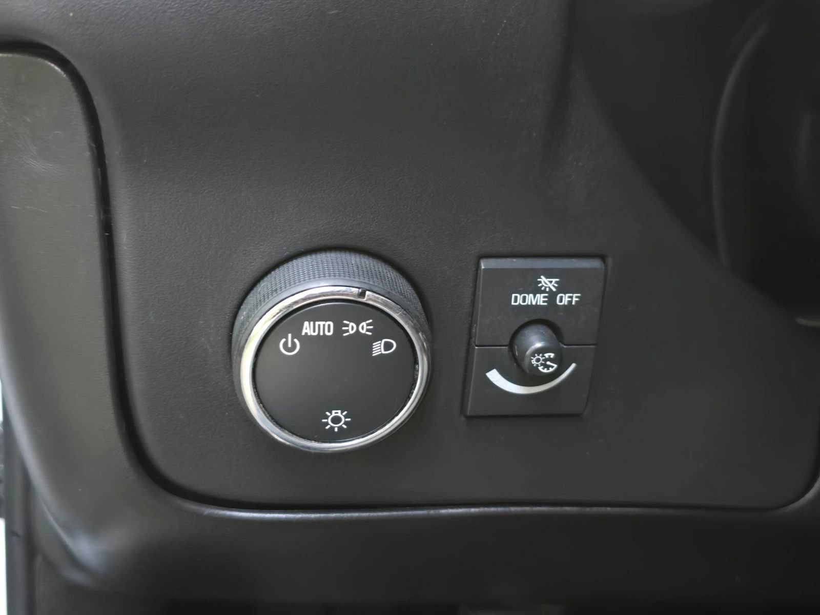 Used 2015 Chevrolet Express 3500 LT w/ LT Preferred Equipment Group RWD image 25