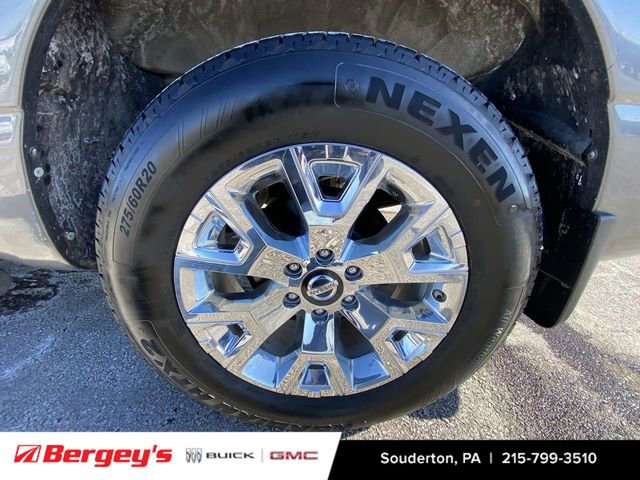 Used 2021 Nissan Titan SV w/ SV Convenience Package image 36