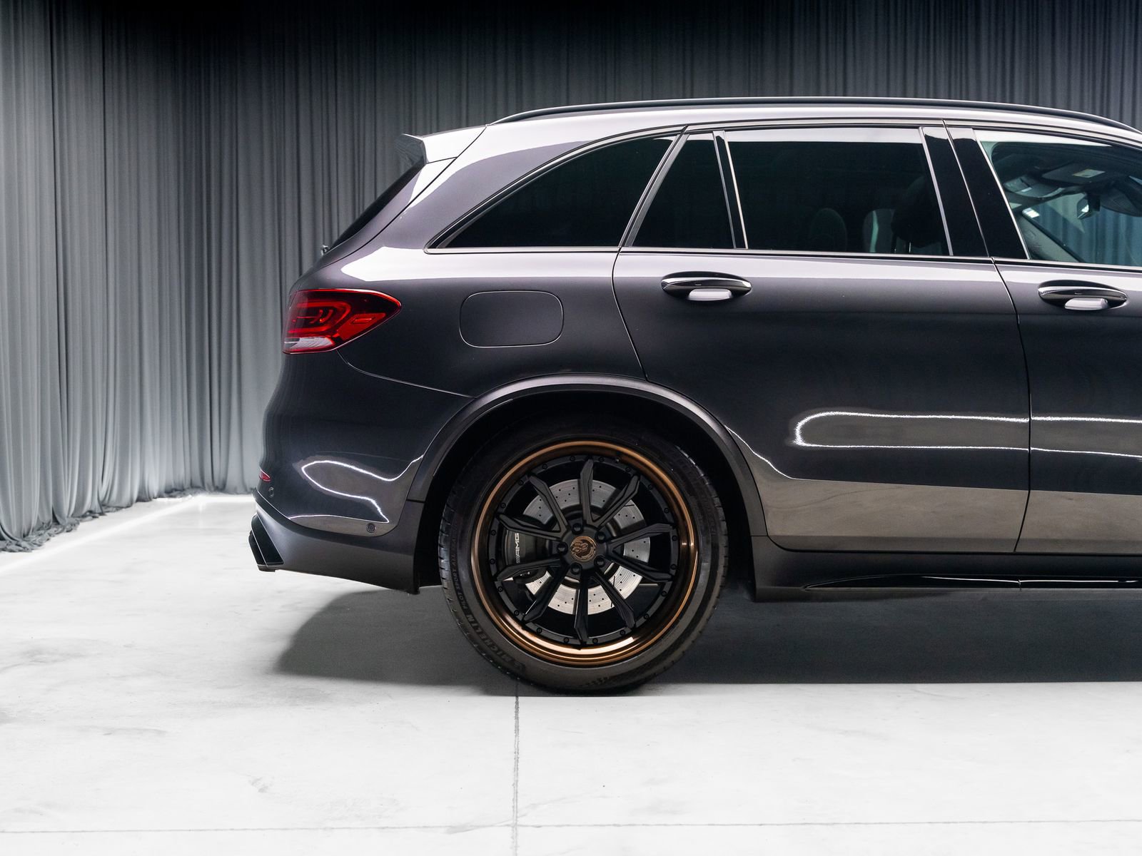 Used 2020 Mercedes-Benz GLC 63 AMG 4MATIC image 28
