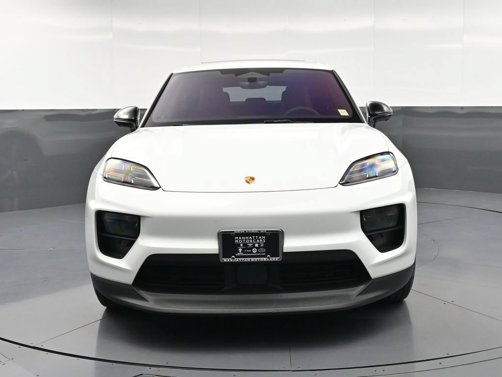 Certified 2025 Porsche Macan 4S Electric AWD/4WD image 11