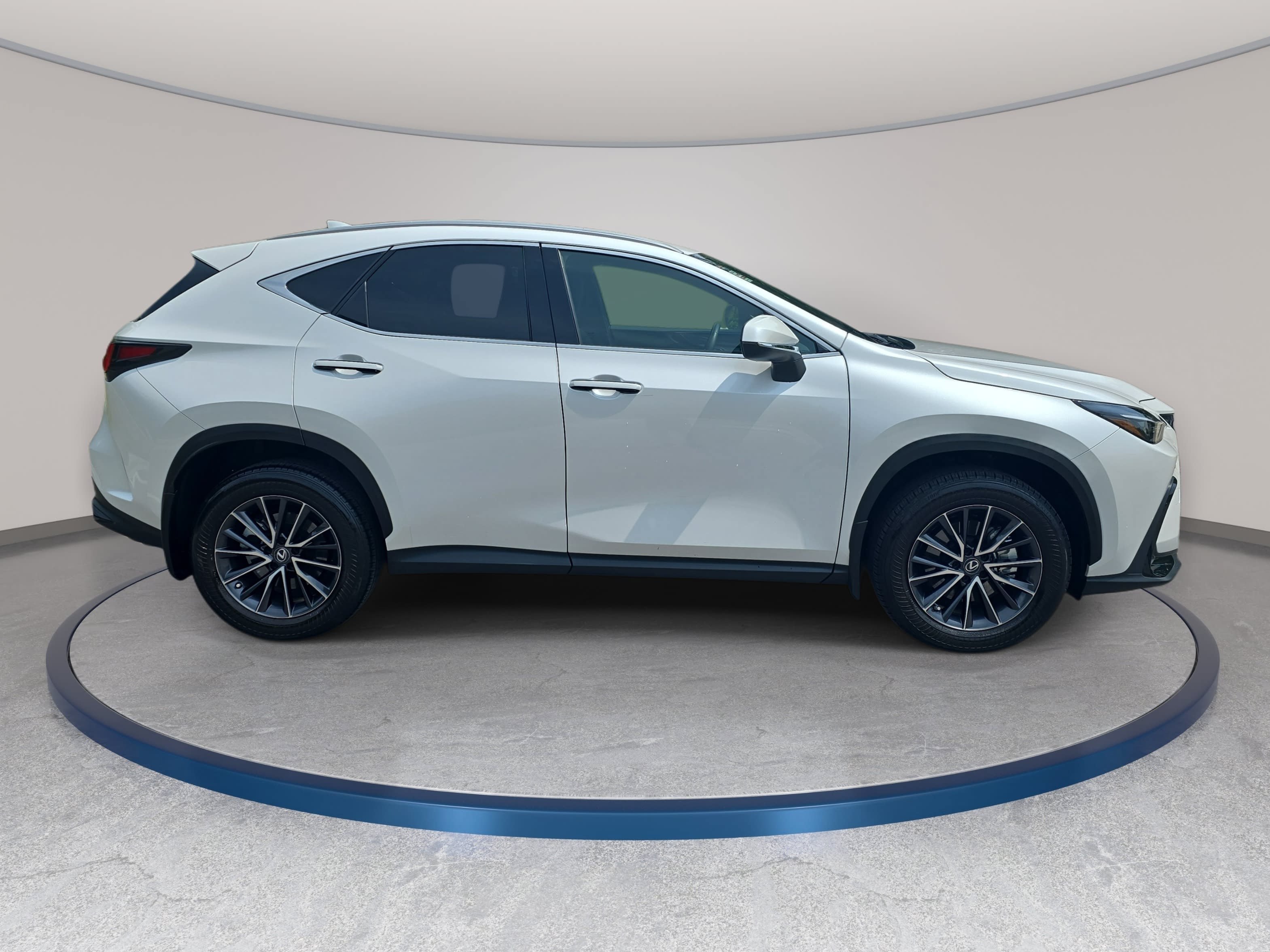 Used 2023 Lexus NX 350 AWD image 4