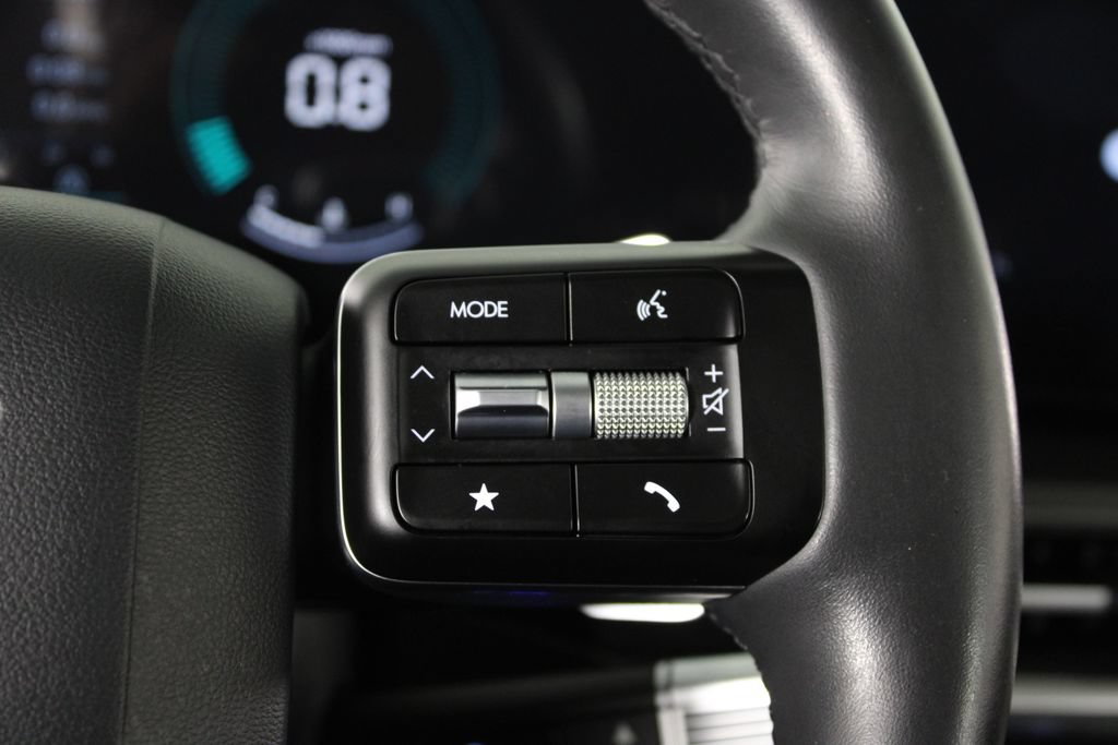 Certified 2025 Hyundai Santa Fe XRT AWD/4WD image 30