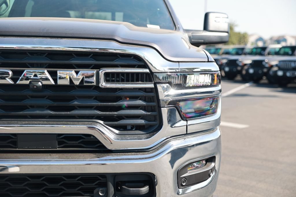 New 2026 RAM 2500 Tradesman AWD/4WD image 5