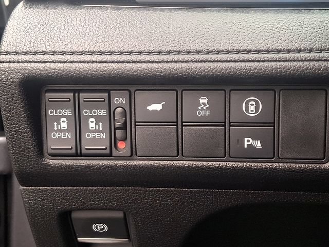 Used 2024 Honda Odyssey Touring image 24