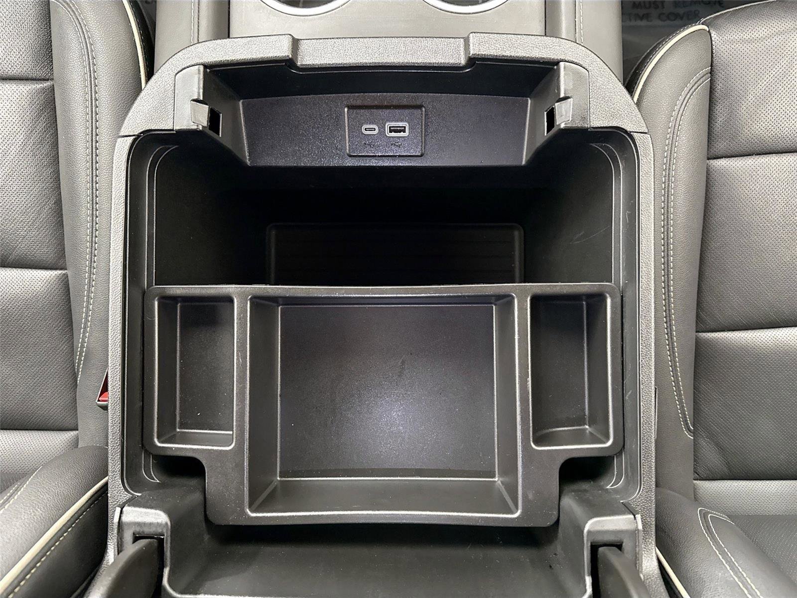 Used 2024 GMC Yukon XL SLT image 31