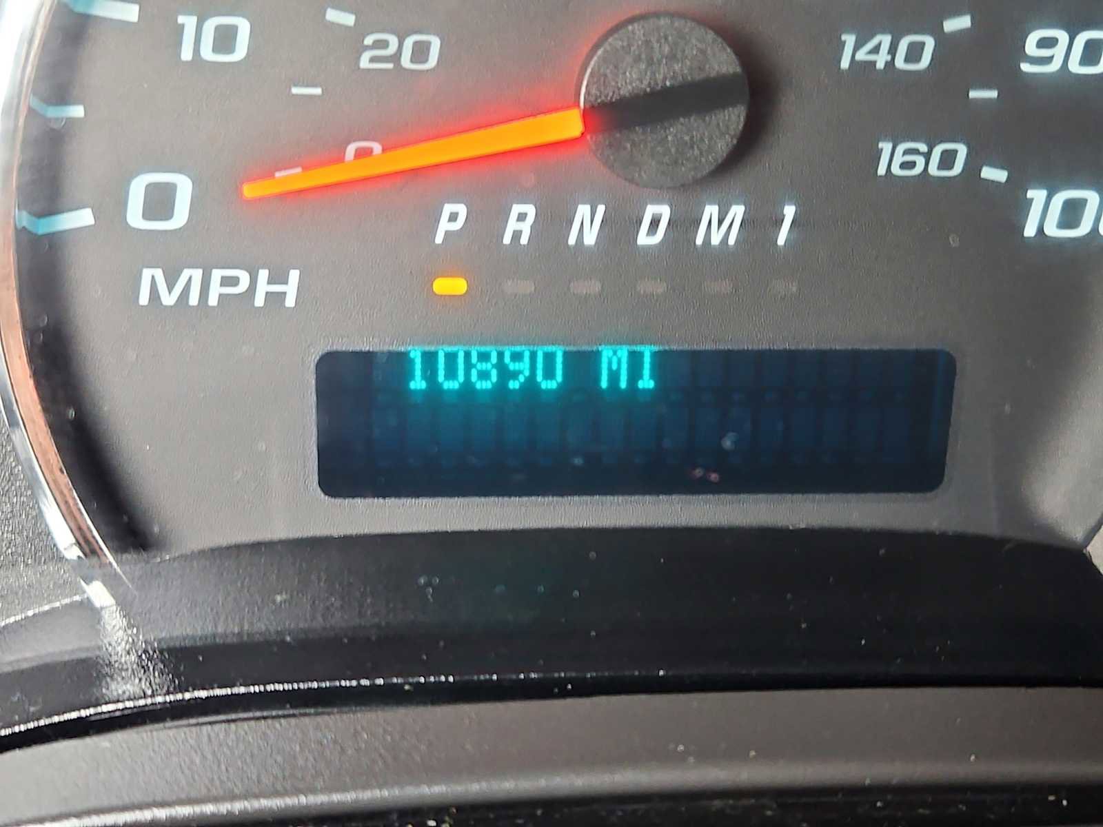 Used 2024 Chevrolet Express 2500 w/ Driver Convenience Package image 18