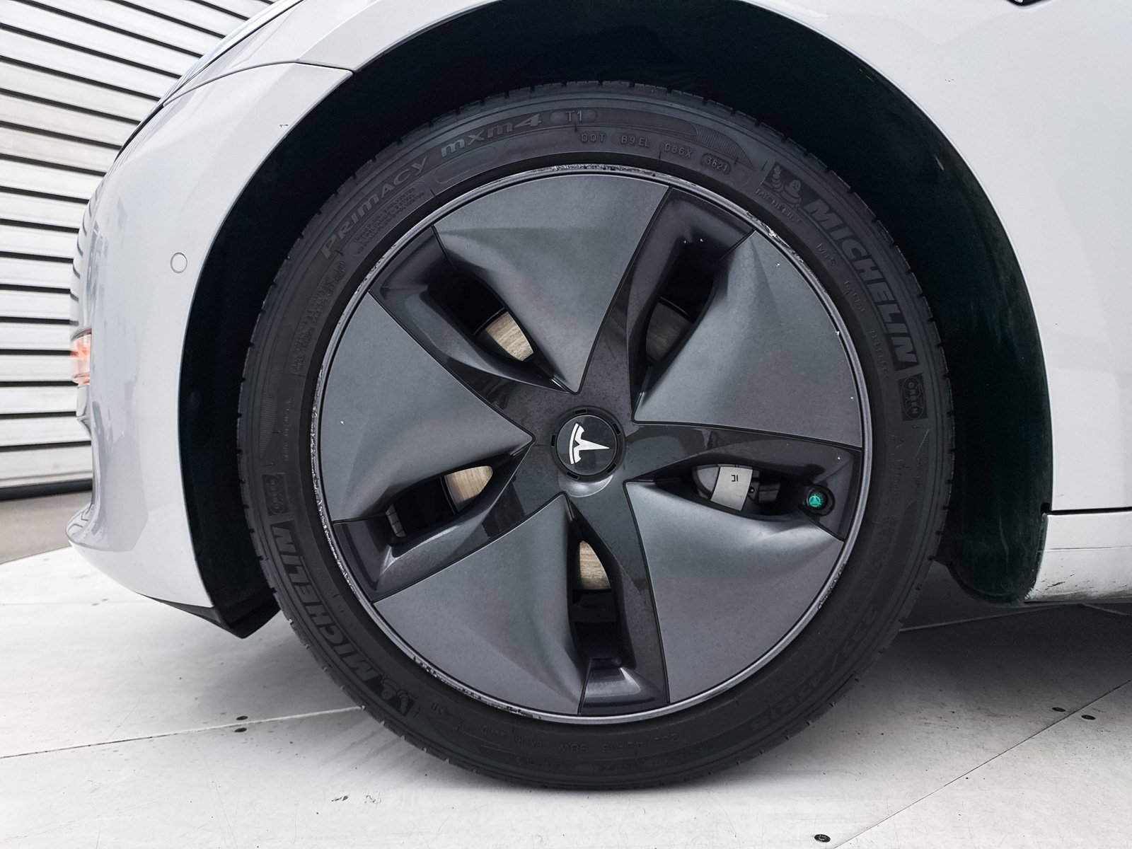 Used 2018 Tesla Model 3 Long Range image 13