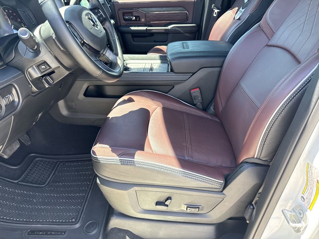 New 2026 RAM 2500 Limited AWD/4WD image 12