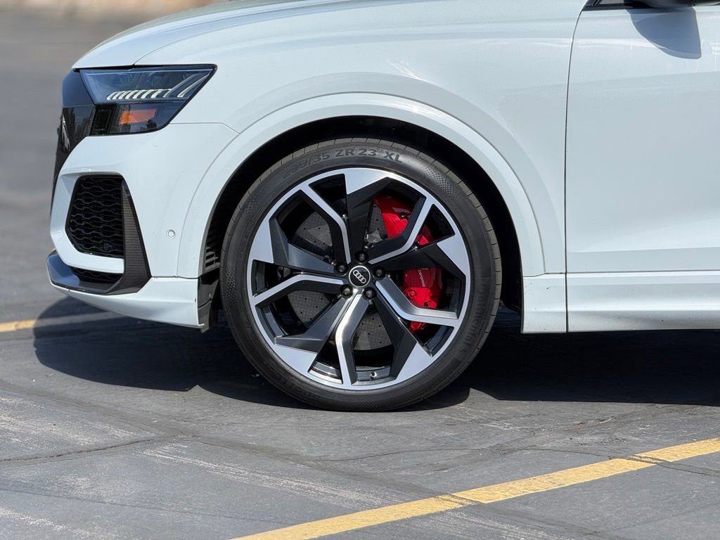 Used 2021 Audi RS Q8 w/ Carbon Optic Package AWD/4WD image 8