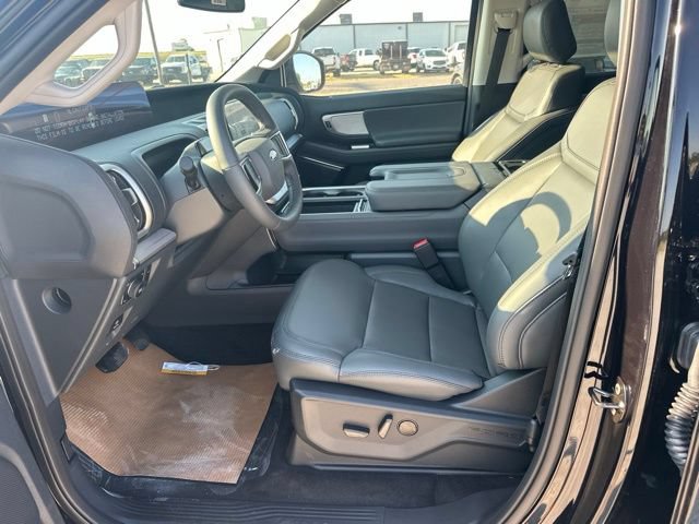 New 2027 Ford Expedition Active AWD/4WD image 2