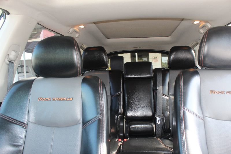 Used 2019 Nissan Pathfinder SL image 12