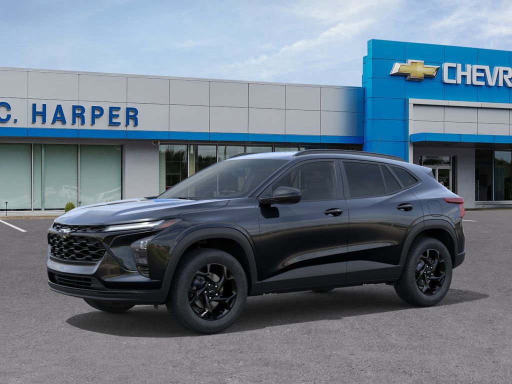 New 2026 Chevrolet Trax LT w/ Driver Confidence Package FWD image 2