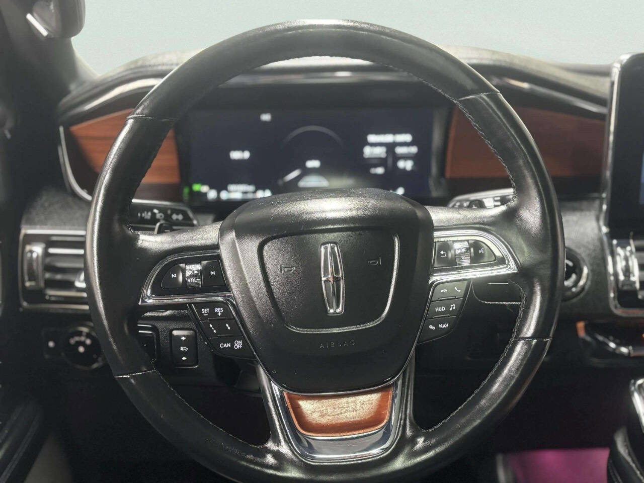 Used 2020 Lincoln Navigator Reserve w/ Equipment Group 208A Reserve image 47