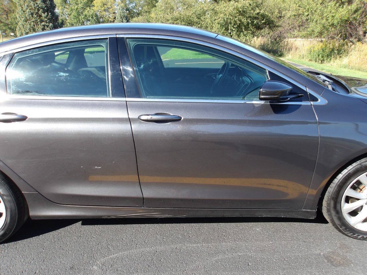 Used 2015 Chrysler 200 C FWD image 28