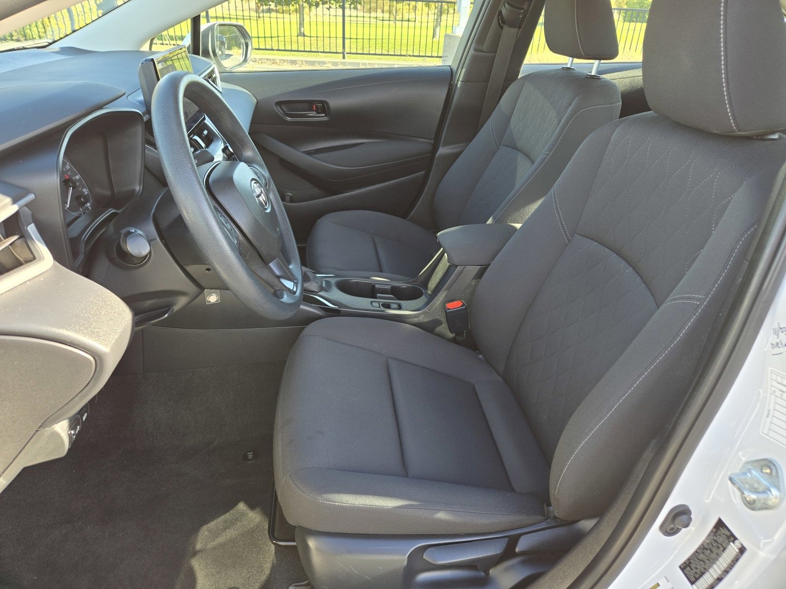 Used 2024 Toyota Corolla LE image 22