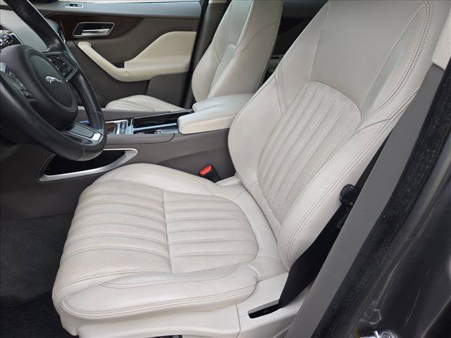 Used 2018 Jaguar F-PACE Portfolio AWD/4WD image 14
