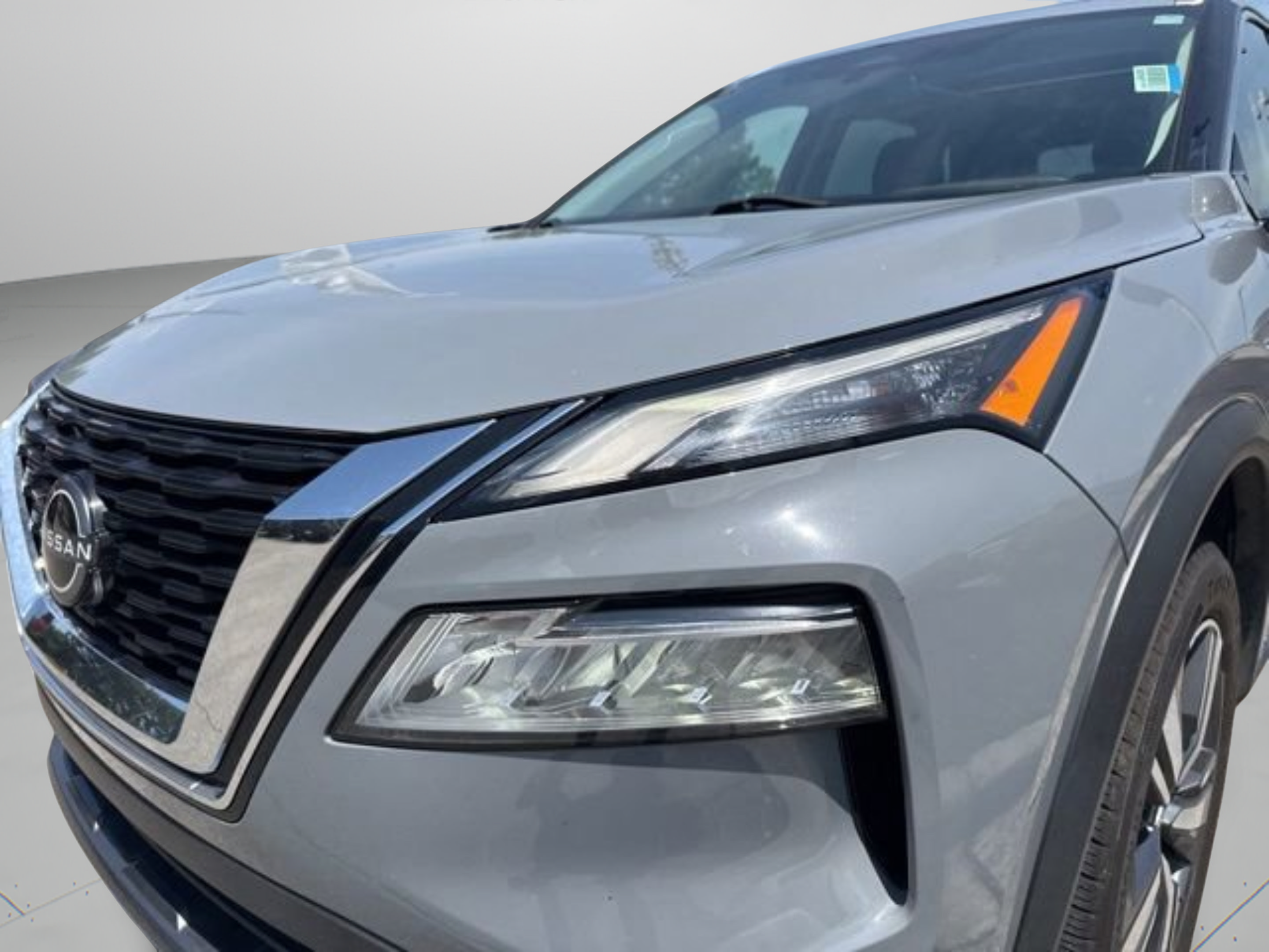 Used 2023 Nissan Rogue SL AWD/4WD image 32