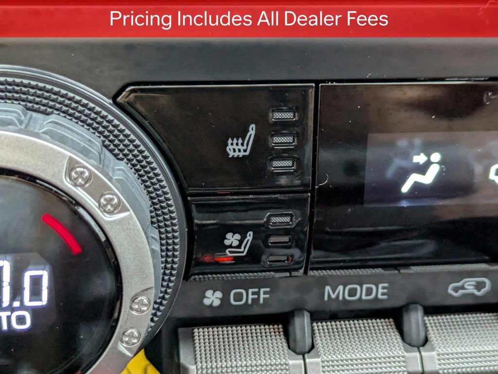 Certified 2025 Toyota 4Runner Limited AWD/4WD image 25