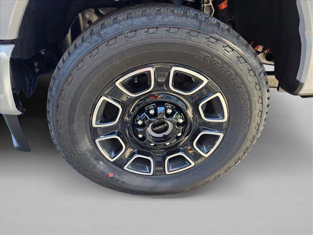 New 2026 Ford F350 Platinum w/ FX4 Off-Road Package image 10