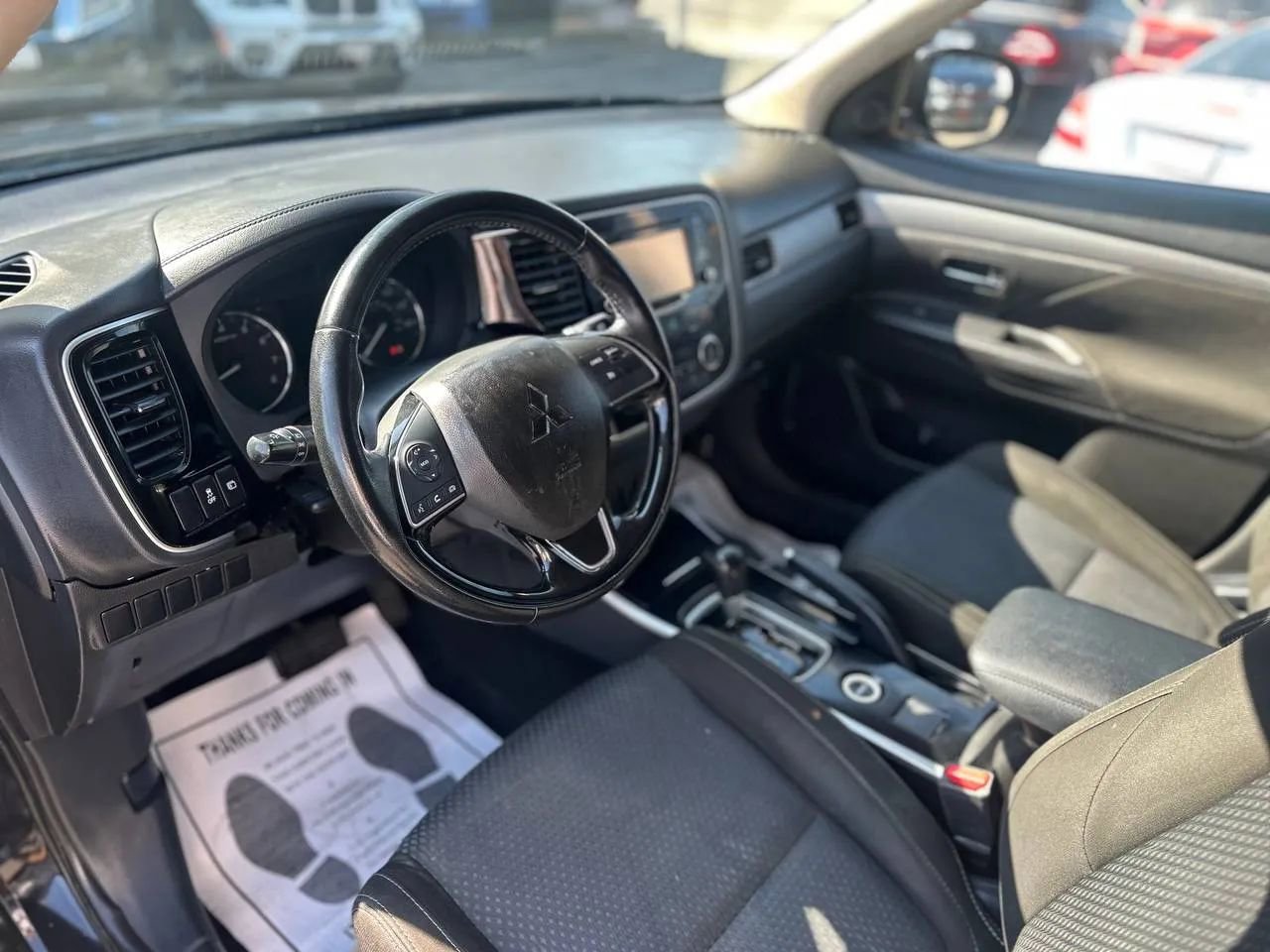 Used 2017 Mitsubishi Outlander ES image 22