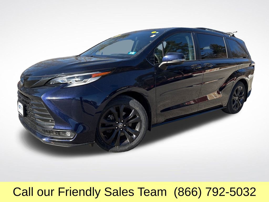 Certified 2022 Toyota Sienna Platinum