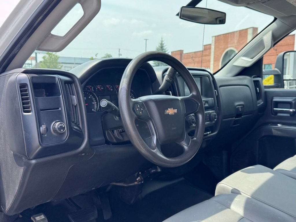 Used 2018 Chevrolet Silverado 3500 W/T RWD image 9