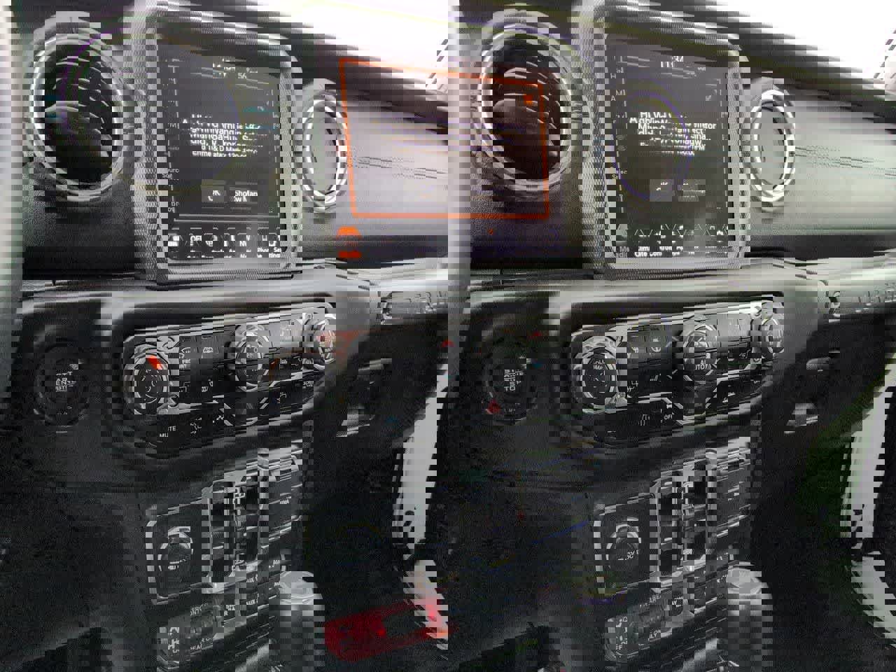 Used 2021 Jeep Wrangler Unlimited Rubicon 4xe w/ Cold Weather Group image 27