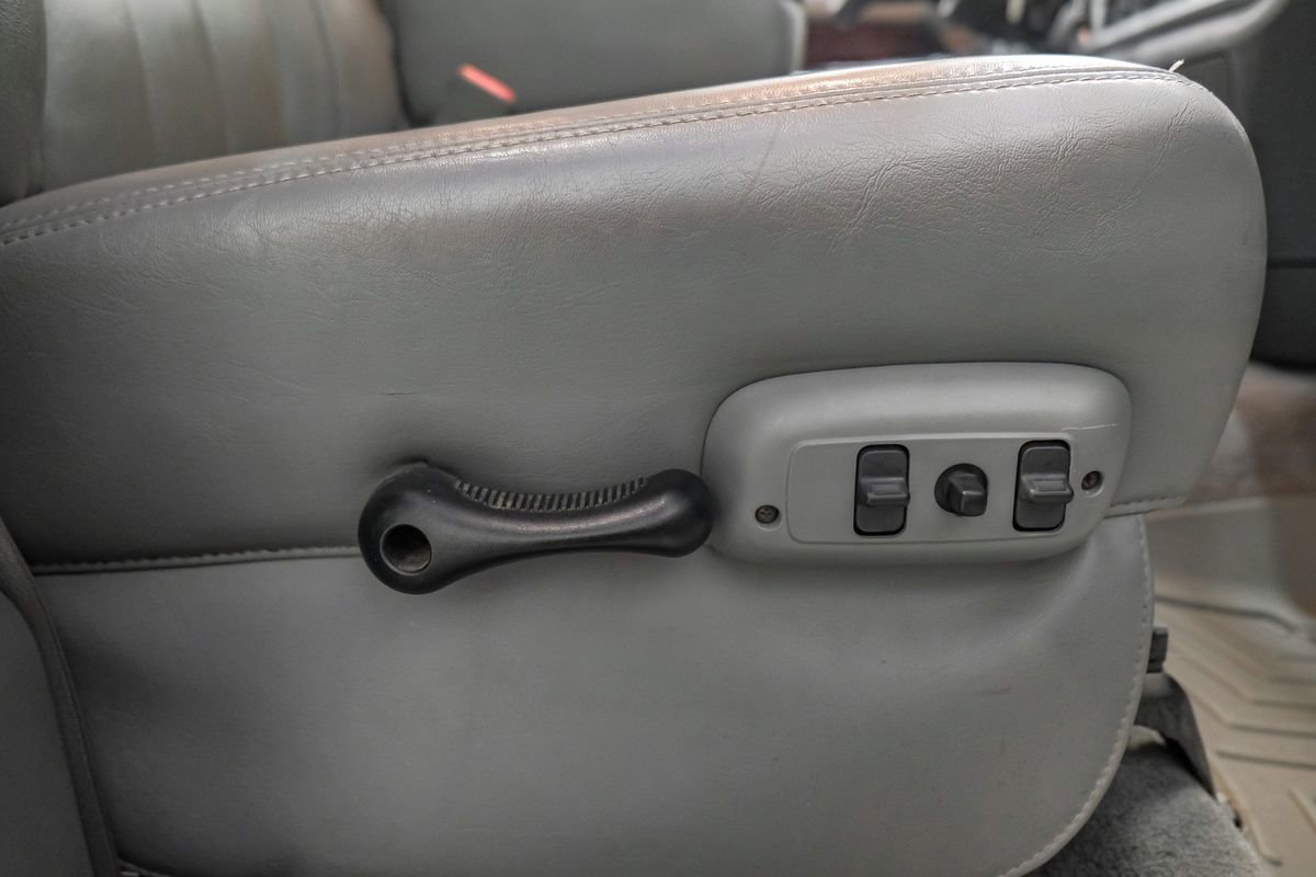 Used 2008 Dodge Ram 3500 Truck Laramie w/ Trailer Tow Group image 32