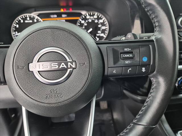 Used 2022 Nissan Pathfinder SV FWD image 30