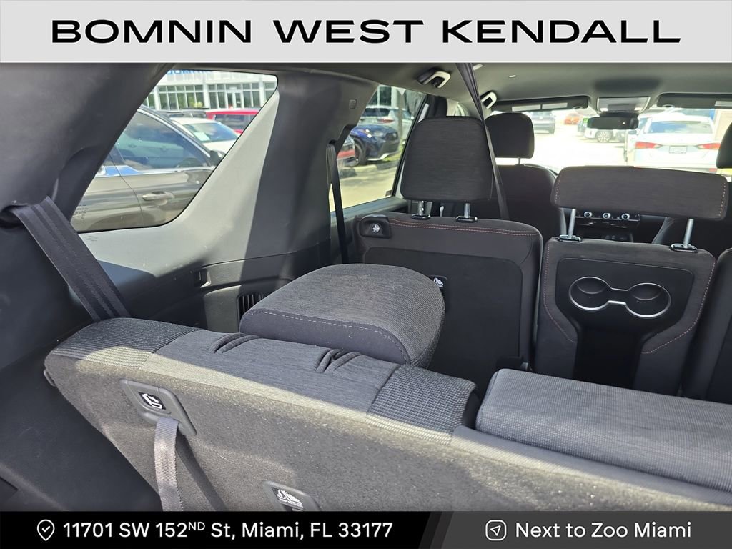 Used 2023 Honda Pilot Sport image 10