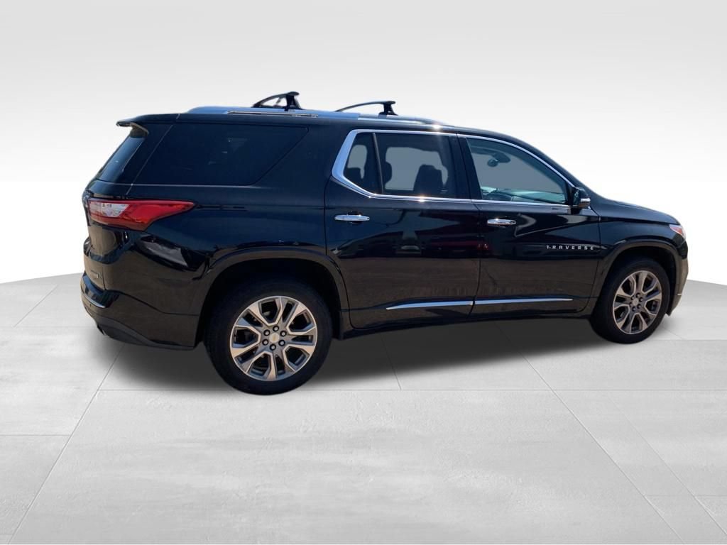 Used 2018 Chevrolet Traverse Premier w/ Driver Confidence II Package FWD image 12