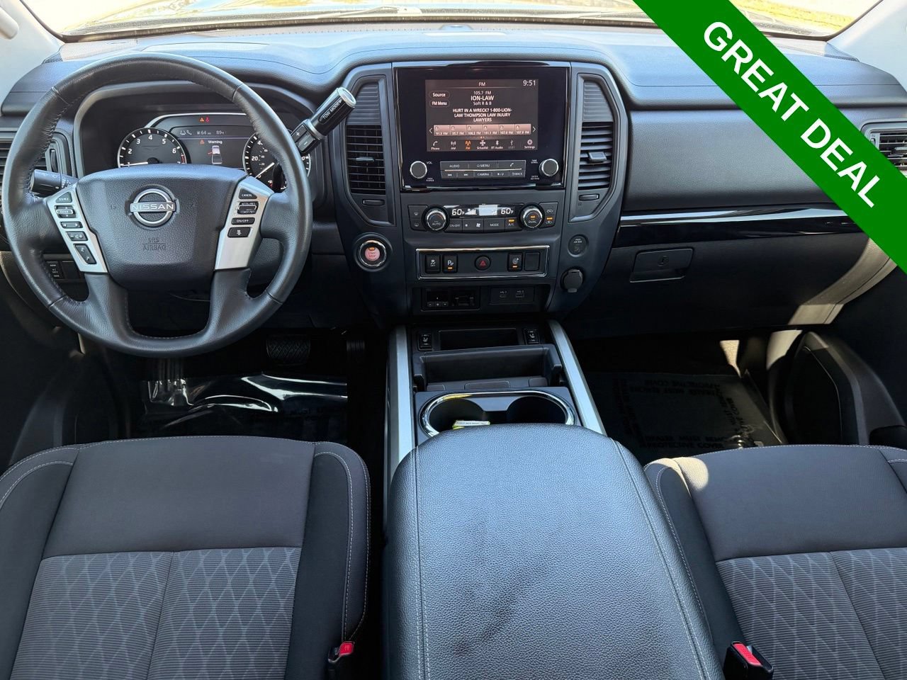 Used 2024 Nissan Titan SV w/ SV Convenience Package RWD image 11
