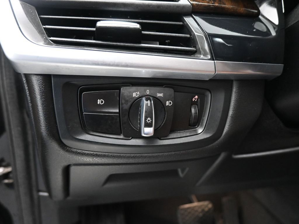 Used 2016 BMW X6 xDrive35i image 11