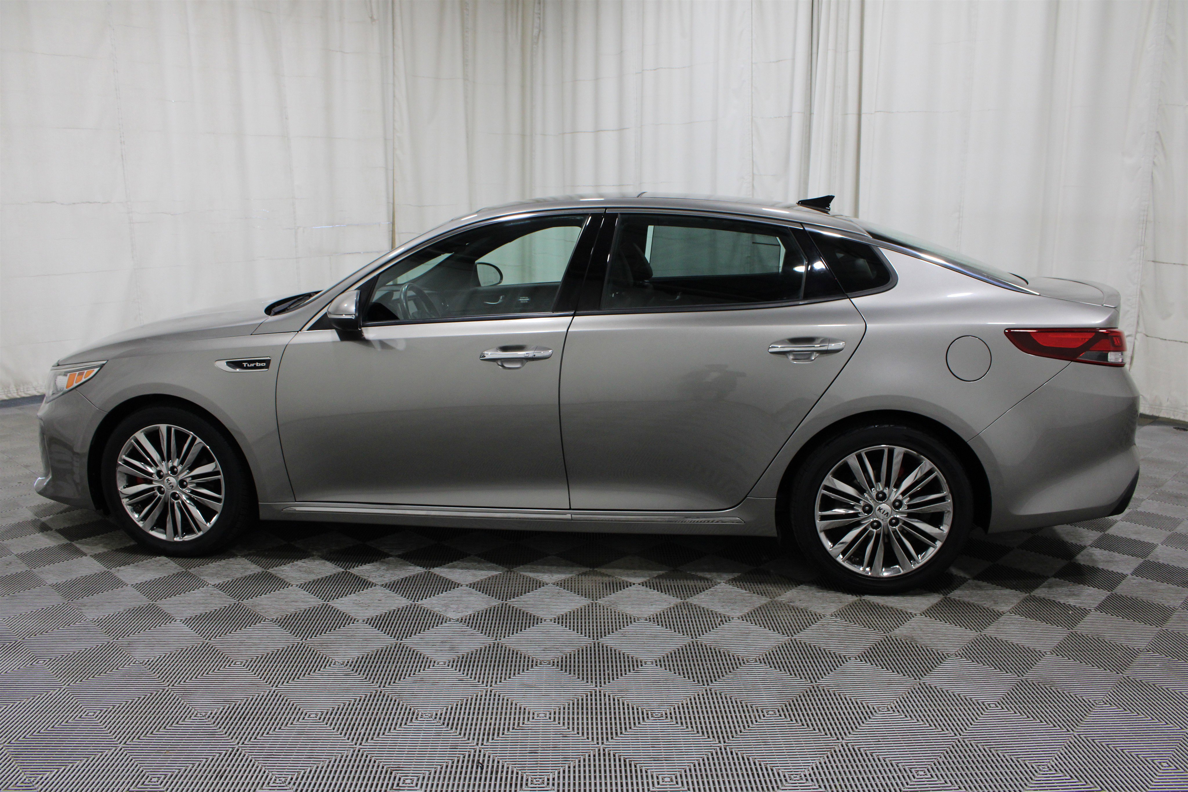 Used 2016 Kia Optima SX w/ Chrome Wheel Package FWD image 37
